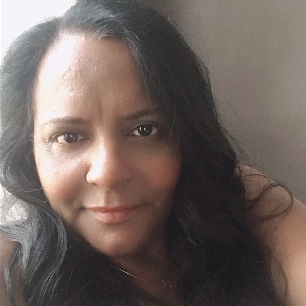 Meet your Posher, Yvonne